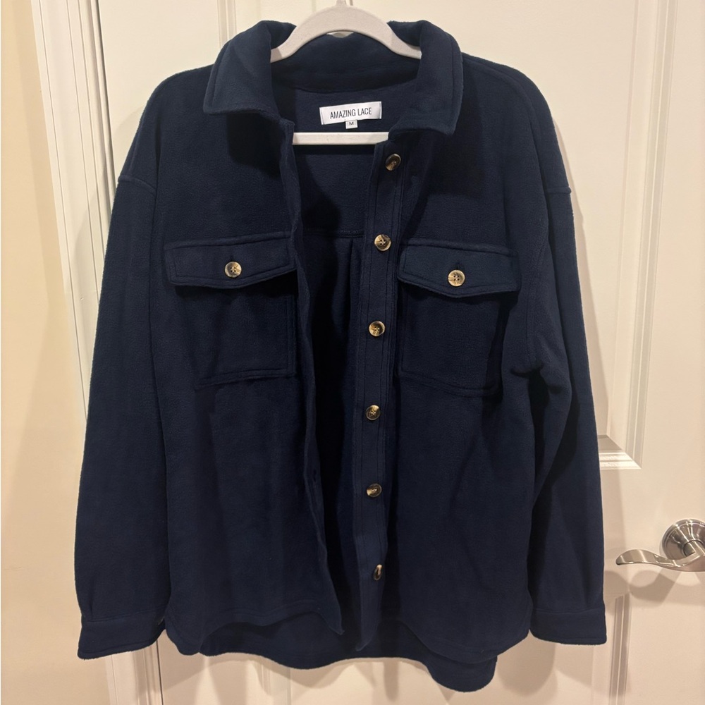 NWOT Amazing Lace Navy Fleece Shacket Jacket Collared Button Up w Pockets Medium